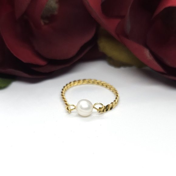 Handmade Genuine White Pearl & Gold Chain Link Ring Handmade by me Size 12 - Picture 3 of 10